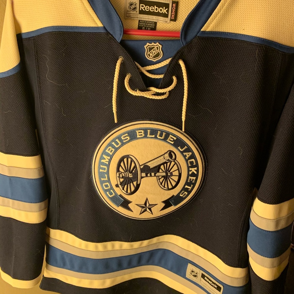 Old school Columbus Blue Jackets Jersey
